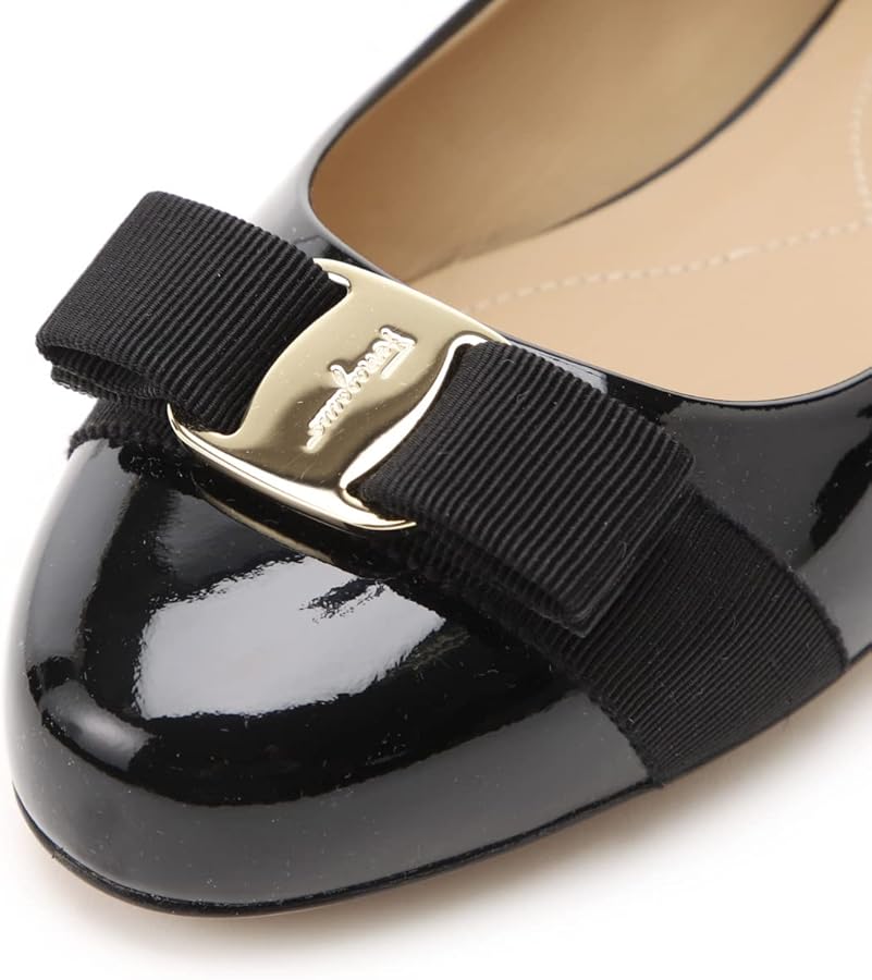 Amazon | [サルヴァトーレフェラガモ] パンプス 7.5サイズ VARINA